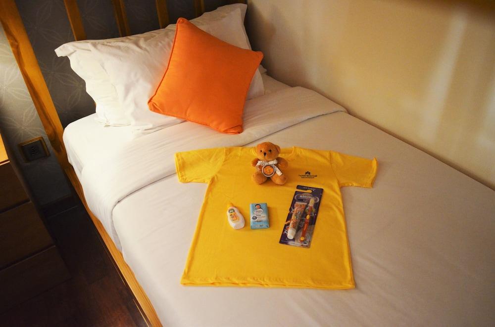 Photo 6