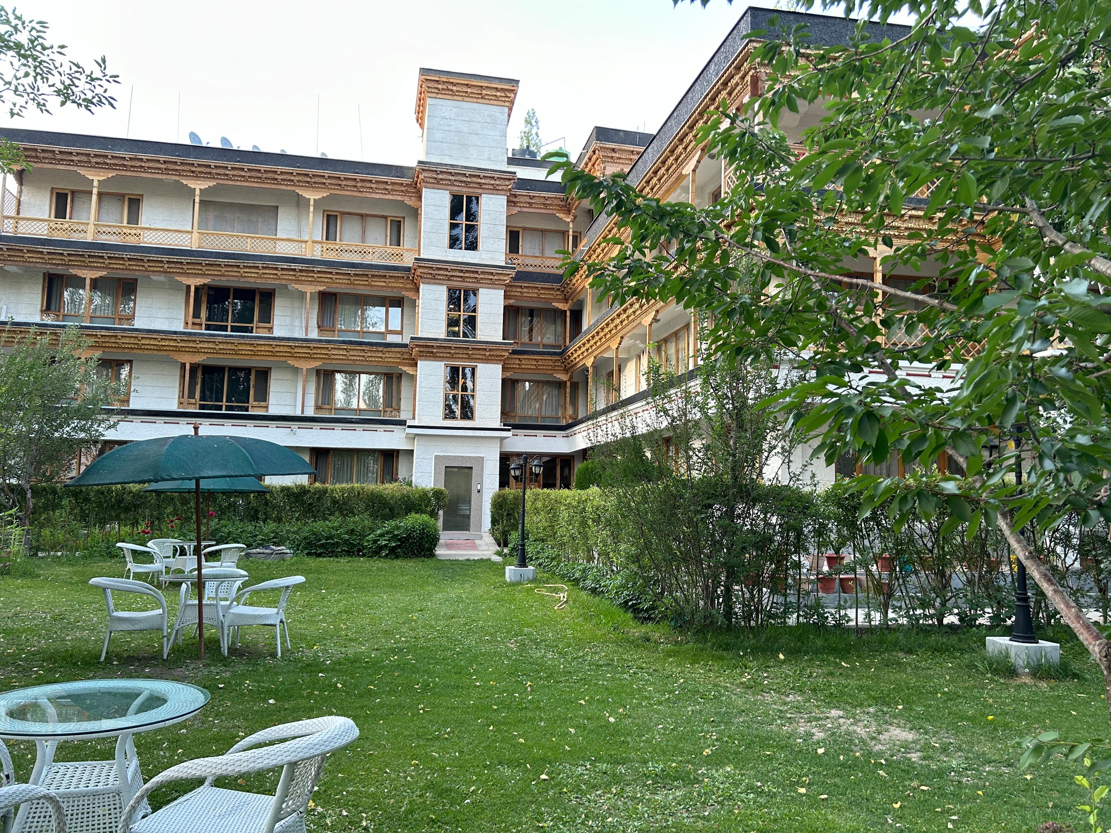 Photo 4