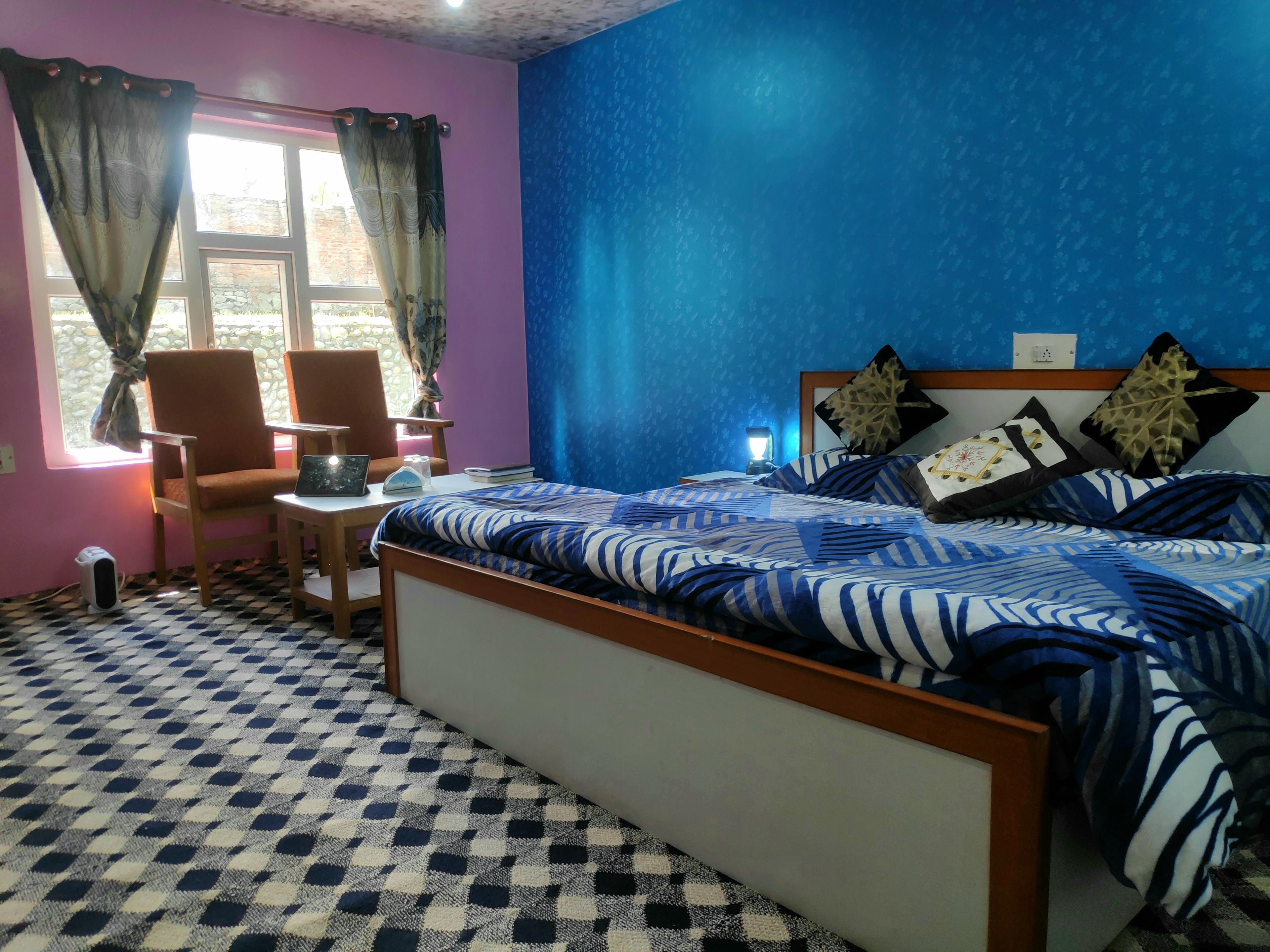 Photo 2